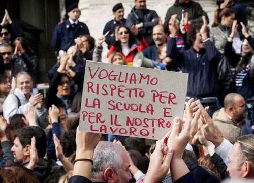 Roma, la protesta dei docenti da