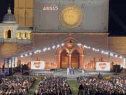 “Con il Cuore Nel Nome di Francesco 2025”: musica, solidarietà e messaggi forti dalla Basilica di Assisi