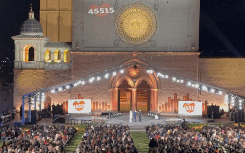 “Con il Cuore Nel Nome di Francesco 2025”: musica, solidarietà e messaggi forti dalla Basilica di Assisi